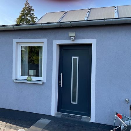 Ferienwohnung Mit Fussbodenheizung Nahe Messe, Gratis Parkplatz Und Abstellplatz E - Bike هانوفر المظهر الخارجي الصورة